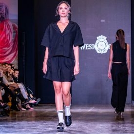 milano-fashion-week-camicia-antimacchia-parrucchieri-texas-min